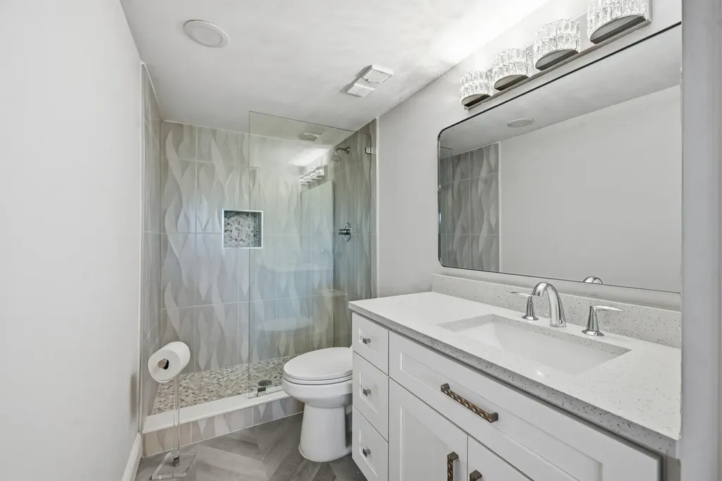 15378 Lakes Of Delray Boulevard Delray Beach FL 33484