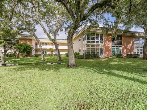 6 Vista Gardens Trail Vero Beach FL 32962