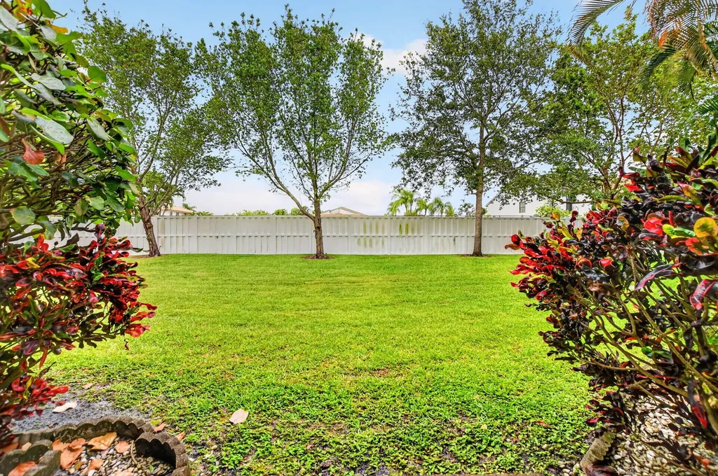 6683 Montego Bay Boulevard Boca Raton FL 33433