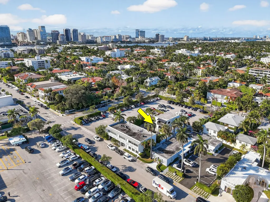249 Peruvian Avenue Palm Beach FL 33480