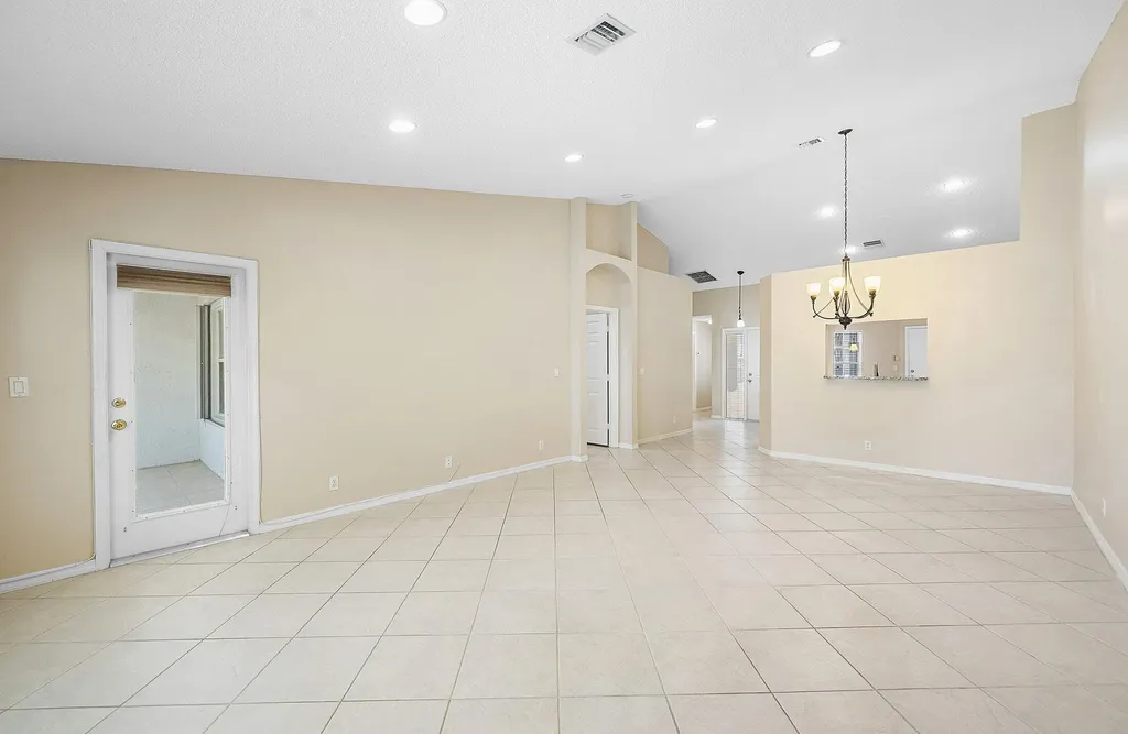 6060 Petunia Road Delray Beach FL 33484