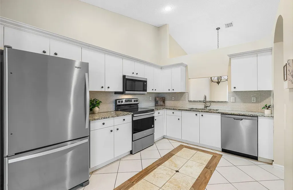 6060 Petunia Road Delray Beach FL 33484
