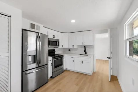 1537 E Breezy Lane West Palm Beach FL 33417