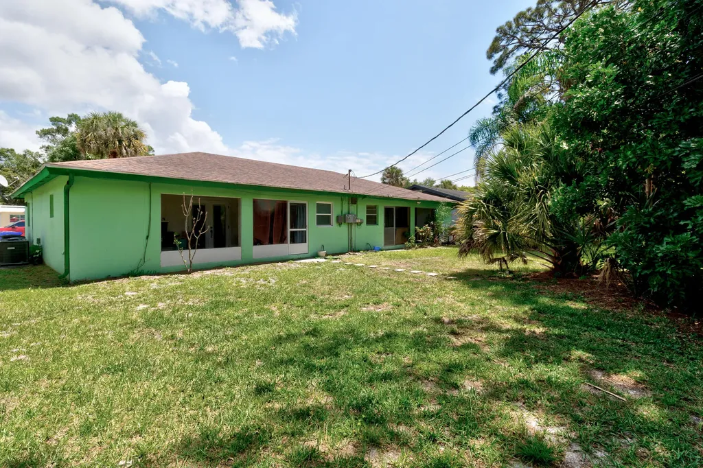 1413 41st Avenue Vero Beach FL 32960