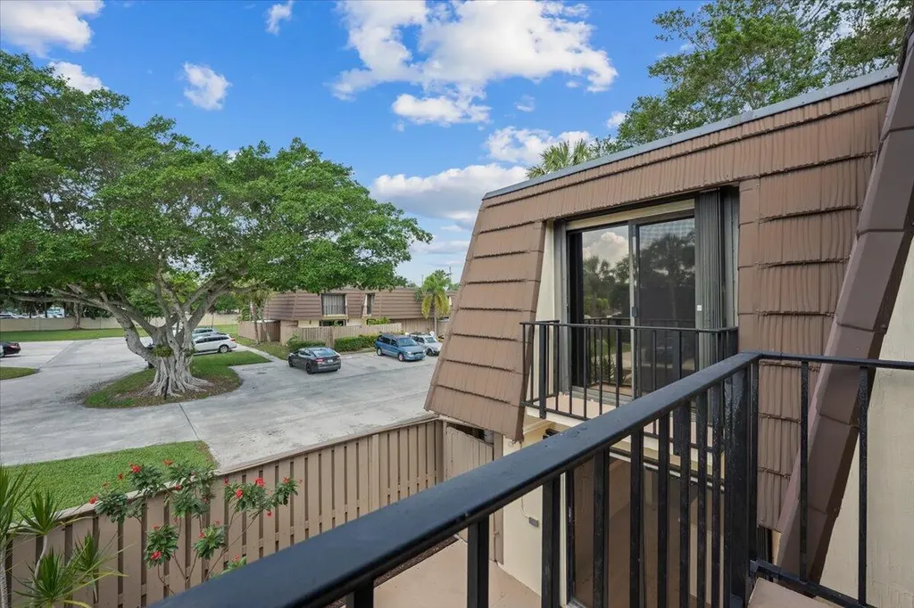 1417 14th Court Palm Beach Gardens FL 33410