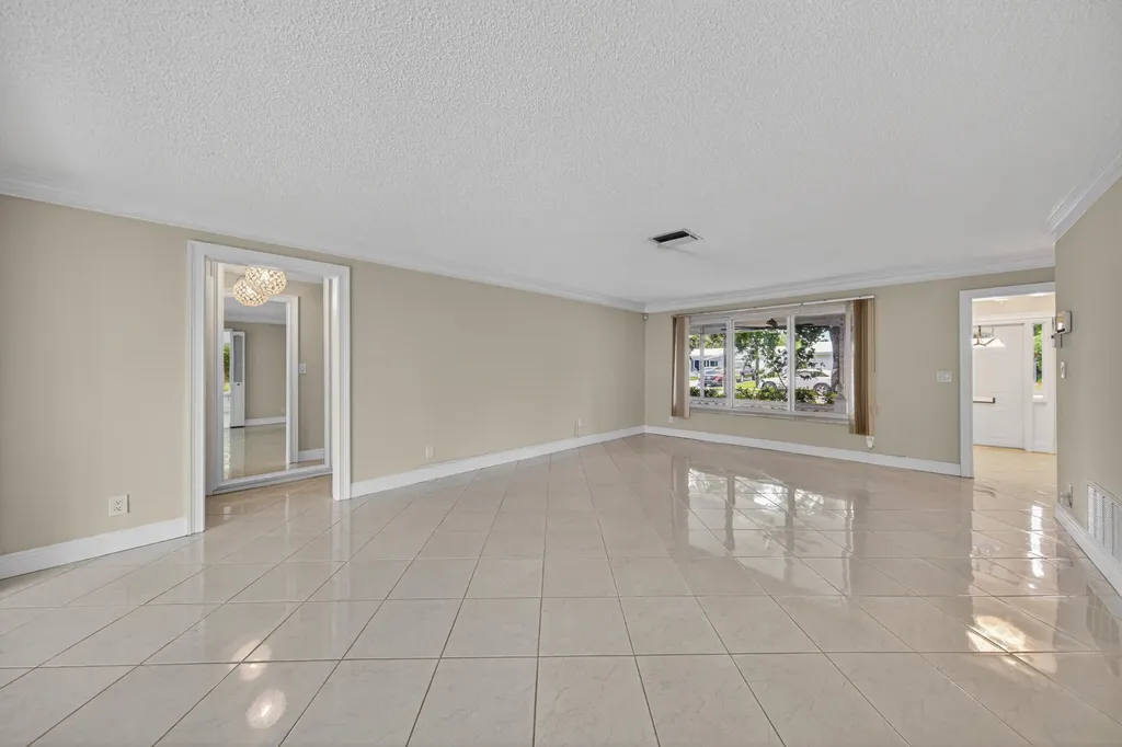 391 Leisure Boulevard Pompano Beach FL 33064