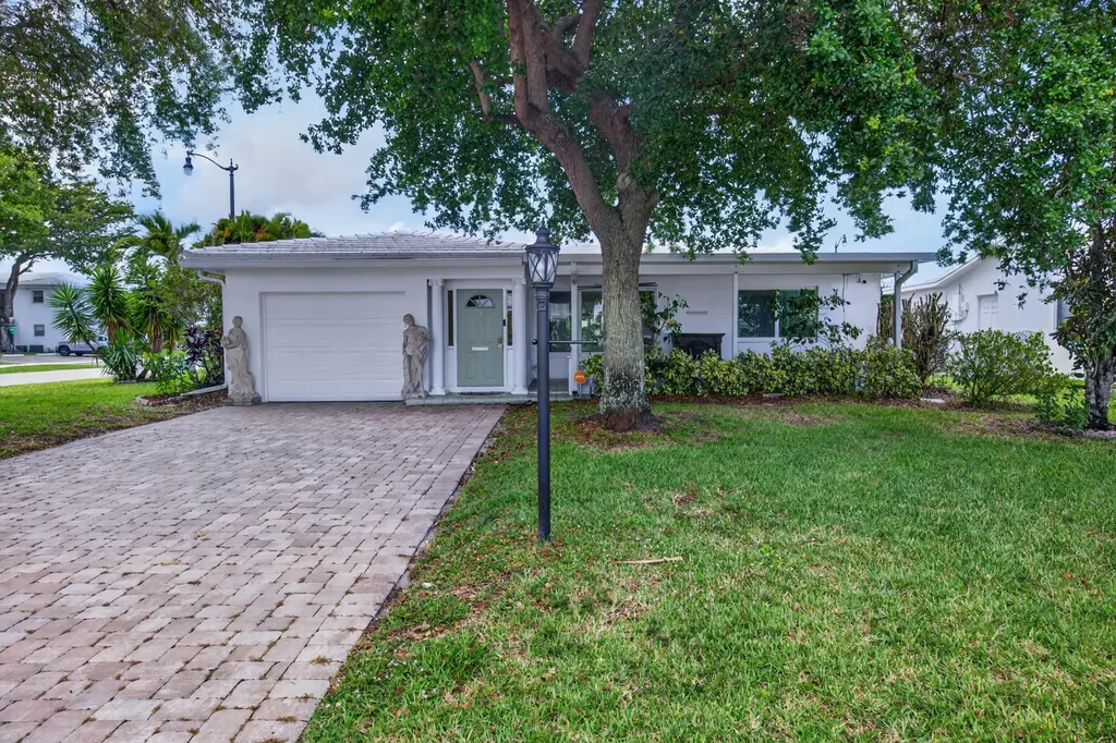 391 Leisure Boulevard Pompano Beach FL 33064