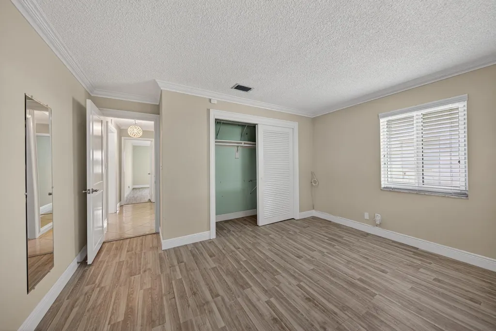 391 Leisure Boulevard Pompano Beach FL 33064