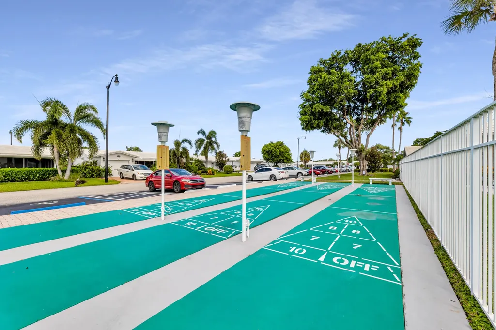 391 Leisure Boulevard Pompano Beach FL 33064