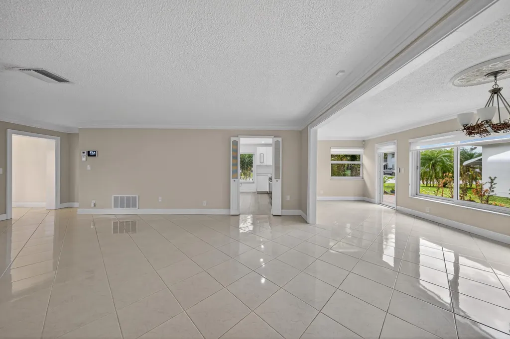 391 Leisure Boulevard Pompano Beach FL 33064