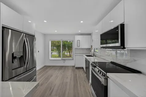 391 Leisure Boulevard Pompano Beach FL 33064