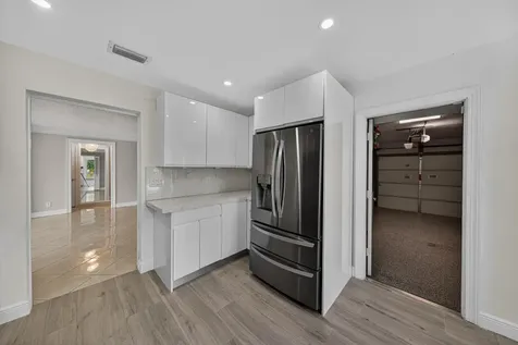 391 Leisure Boulevard Pompano Beach FL 33064