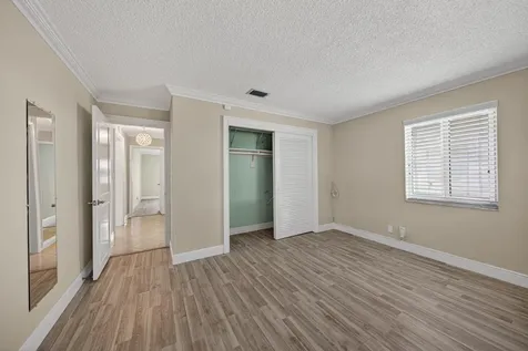 391 Leisure Boulevard Pompano Beach FL 33064