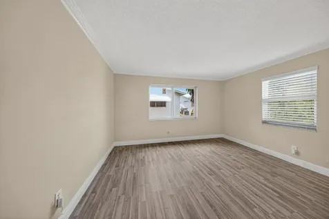 391 Leisure Boulevard Pompano Beach FL 33064