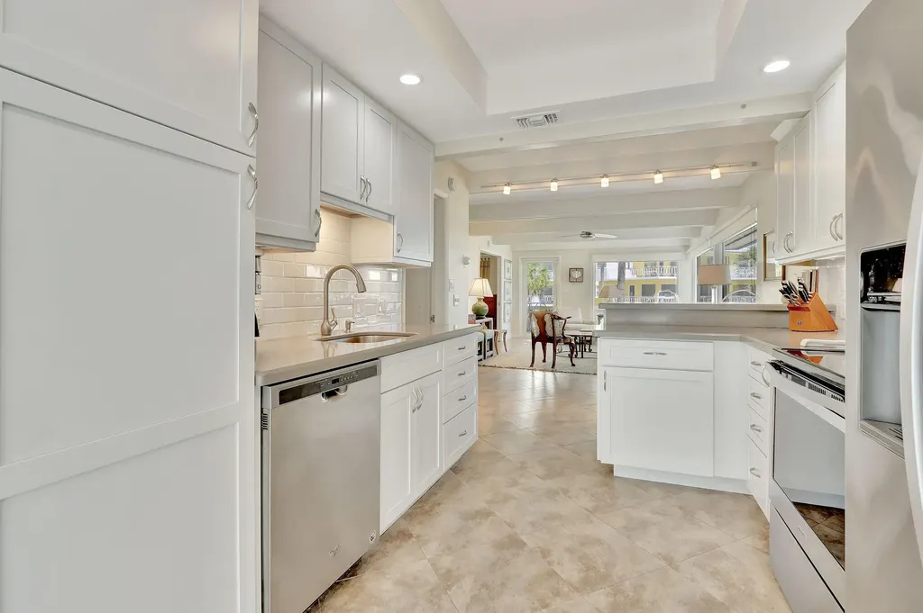 2000 S Ocean Lane Fort Lauderdale FL 33316