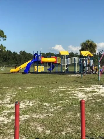 470 N Cabbage Palm Street Clewiston FL 33440
