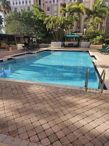 520 SE 5 Avenue Fort Lauderdale FL 33301