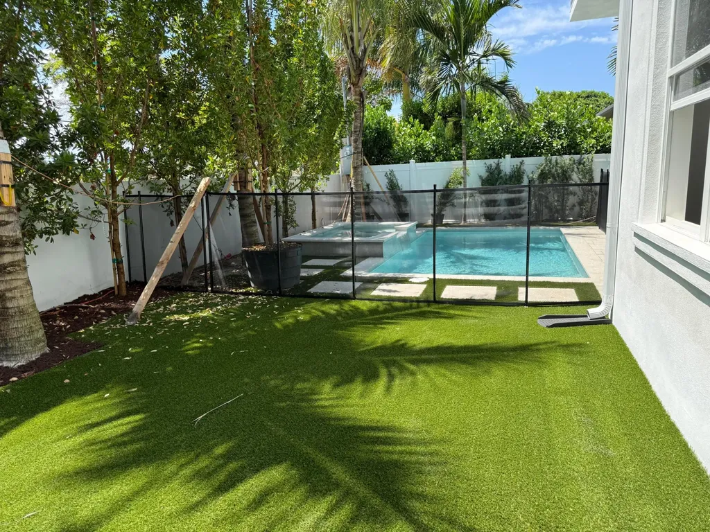 291 Summa Street West Palm Beach FL 33405