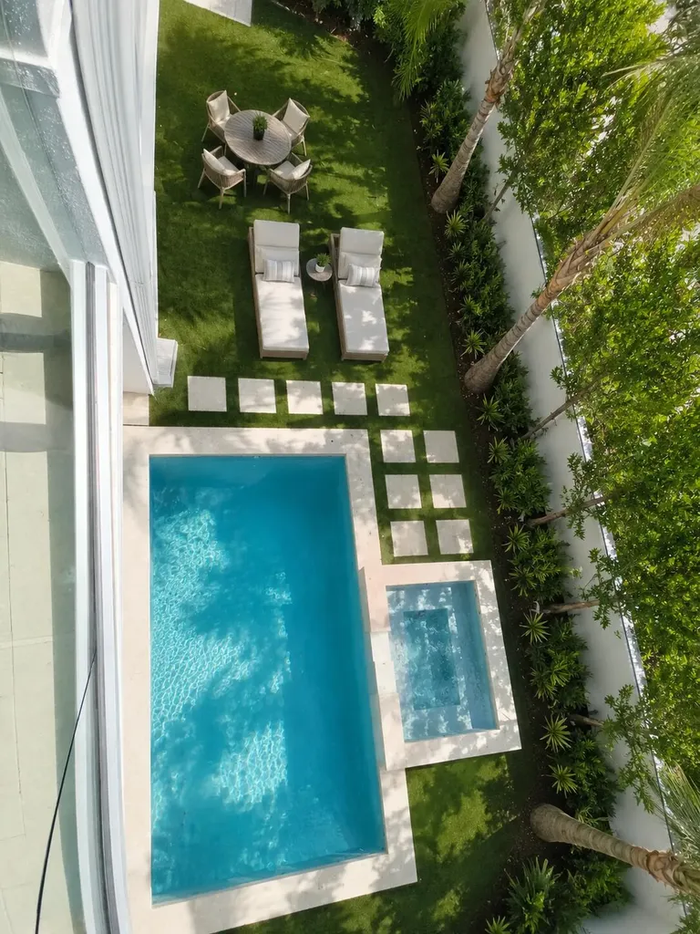 291 Summa Street West Palm Beach FL 33405