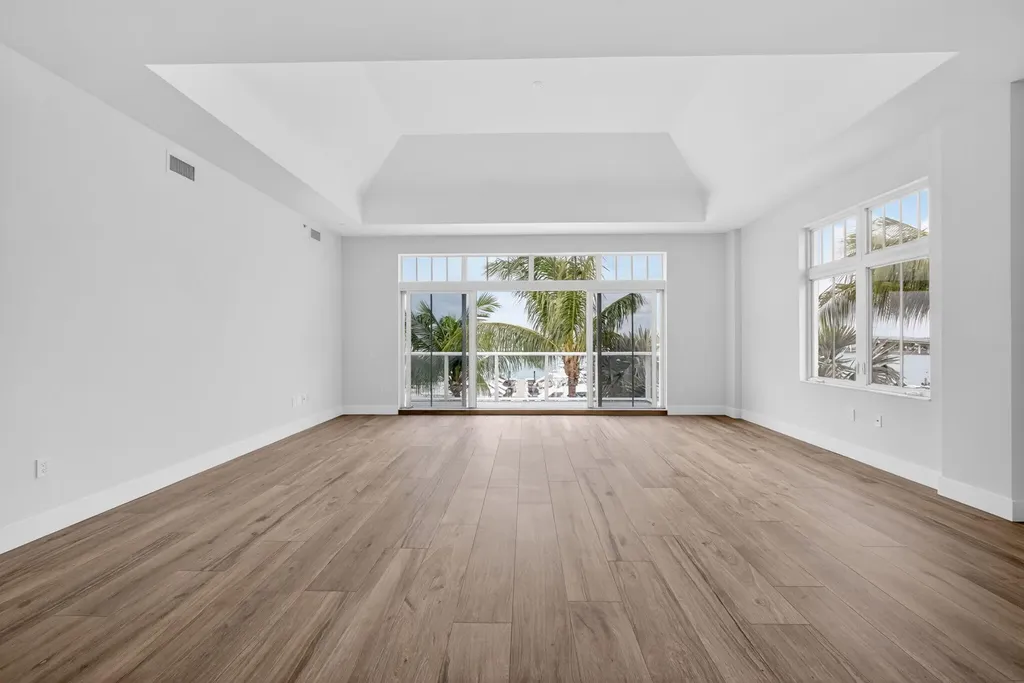 176 Lake Drive Palm Beach Shores FL 33404