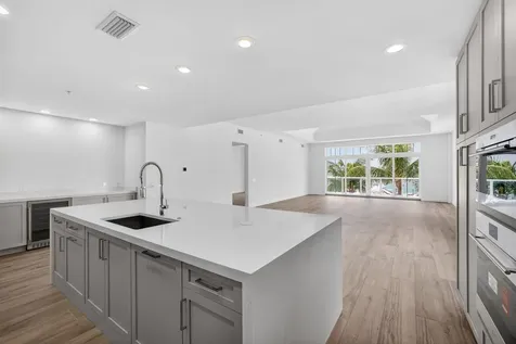 176 Lake Drive Palm Beach Shores FL 33404