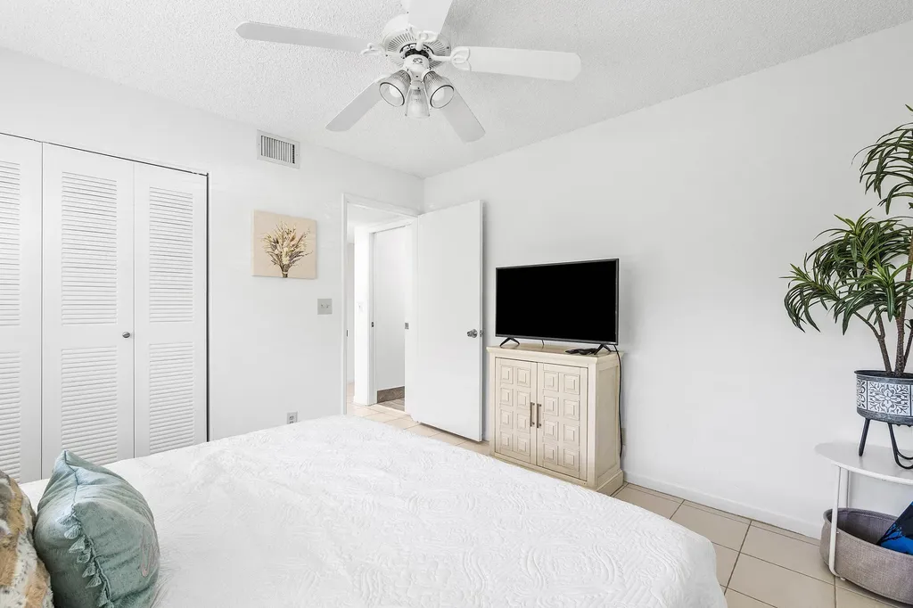 7321 Amberly Lane Delray Beach FL 33446