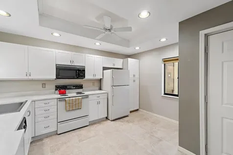 6503 SE Williamsburg Drive Hobe Sound FL 33455