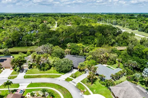 13739 Ishnala Circle Wellington FL 33414