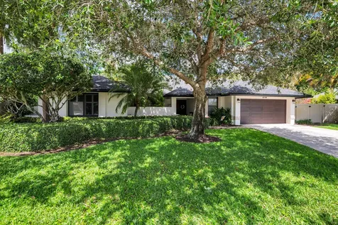 13739 Ishnala Circle Wellington FL 33414