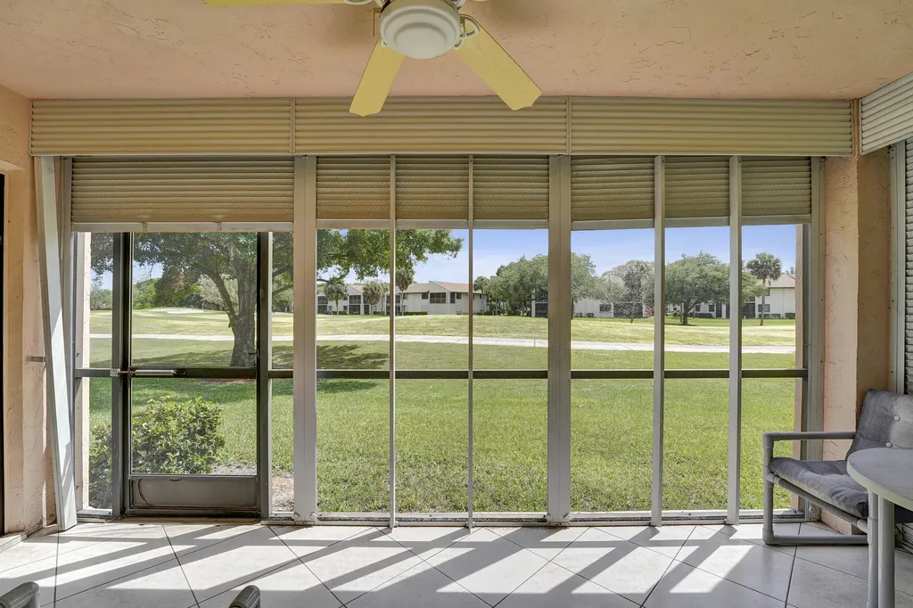 2160 SW 93 Way Davie FL 33324