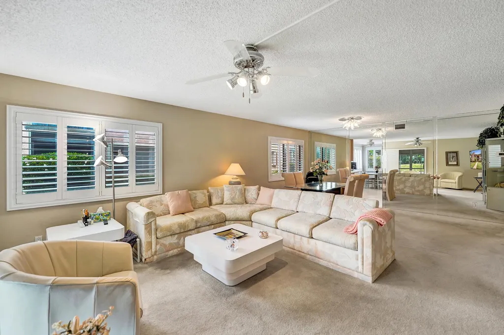 2160 SW 93 Way Davie FL 33324