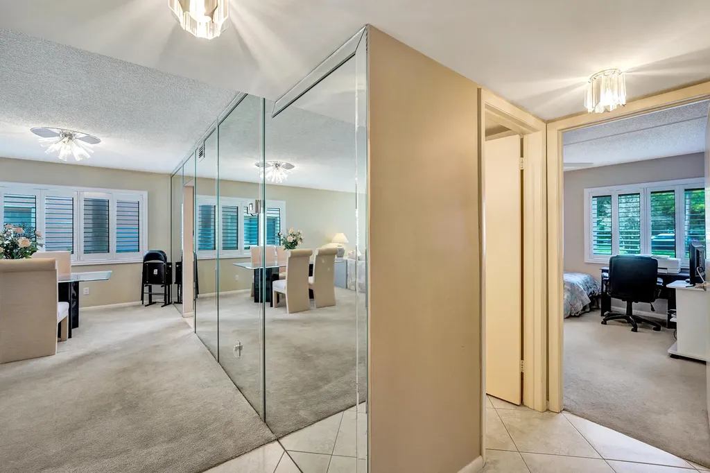 2160 SW 93 Way Davie FL 33324