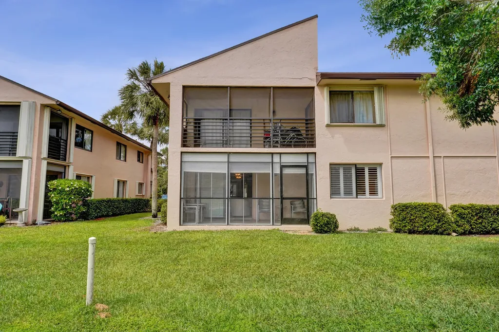 2160 SW 93 Way Davie FL 33324