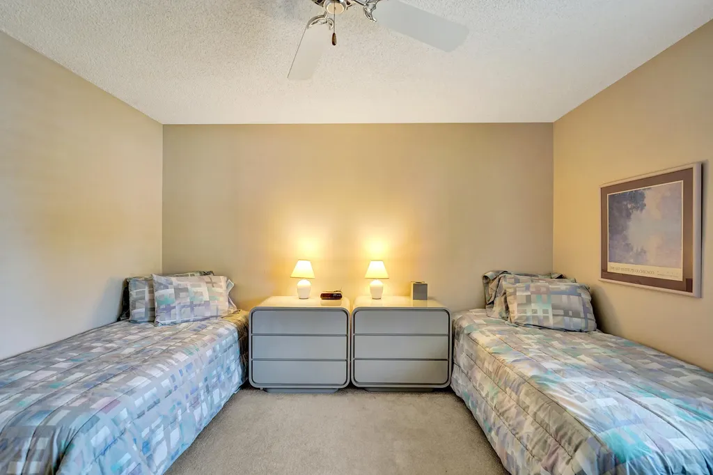 2160 SW 93 Way Davie FL 33324