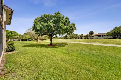 2160 SW 93 Way Davie FL 33324
