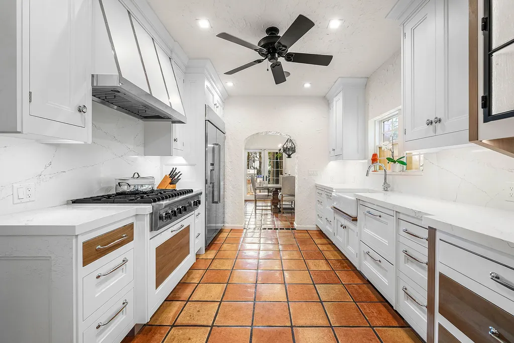 255 Cordova Road West Palm Beach FL 33401