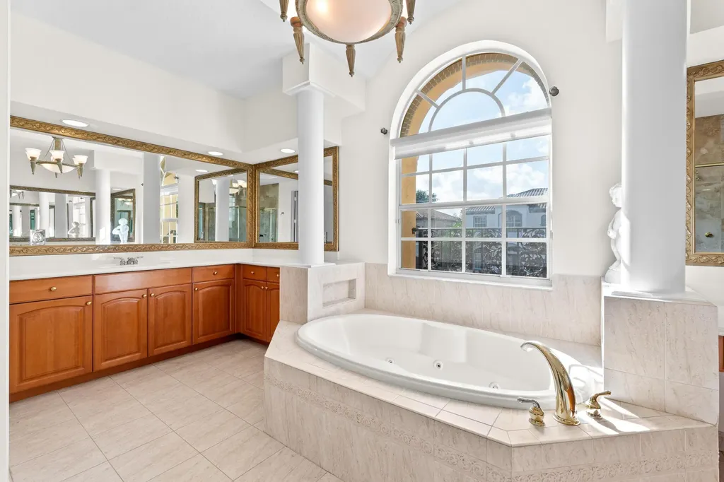 9905 Coronado Lake Drive Boynton Beach FL 33437