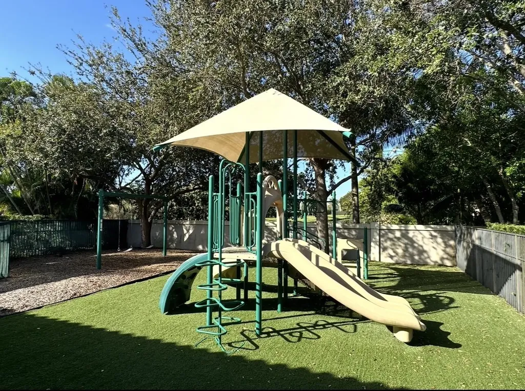 9905 Coronado Lake Drive Boynton Beach FL 33437