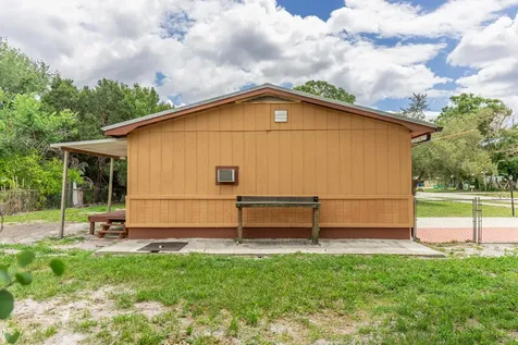 612 SW 9th Street Okeechobee FL 34974