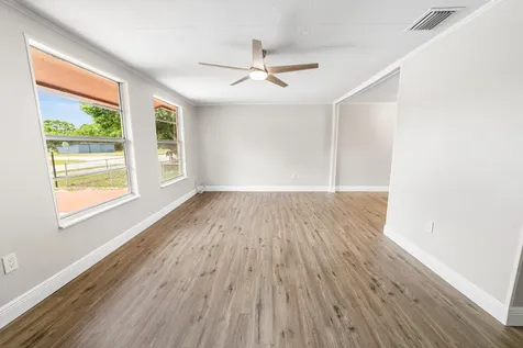 612 SW 9th Street Okeechobee FL 34974