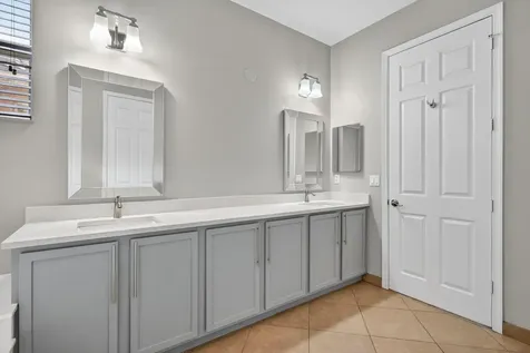 1464 NW Leonardo Circle Port St Lucie FL 34986