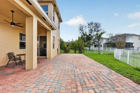 1464 NW Leonardo Circle Port St Lucie FL 34986