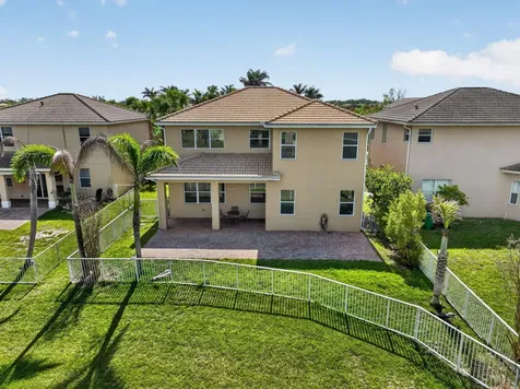 1464 NW Leonardo Circle Port St Lucie FL 34986