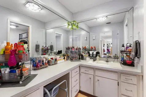 1675 E Breezy Lane West Palm Beach FL 33417