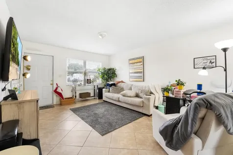 1675 E Breezy Lane West Palm Beach FL 33417