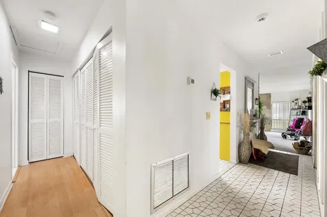 1675 E Breezy Lane West Palm Beach FL 33417