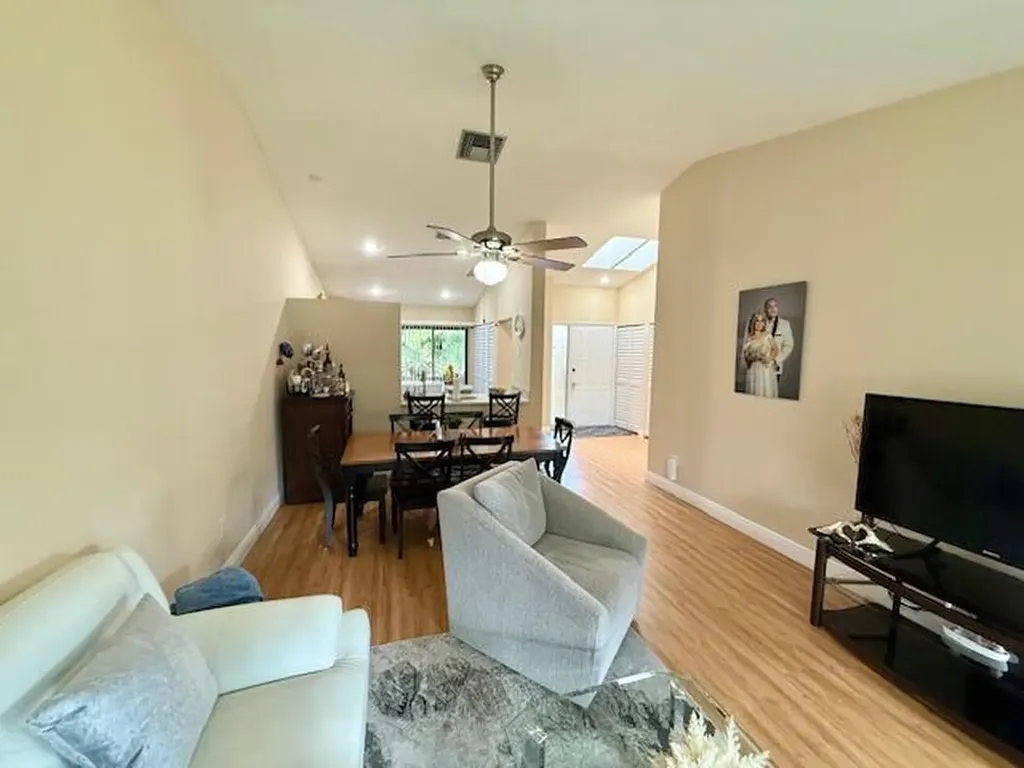 13017 Northshire Trail Wellington FL 33414