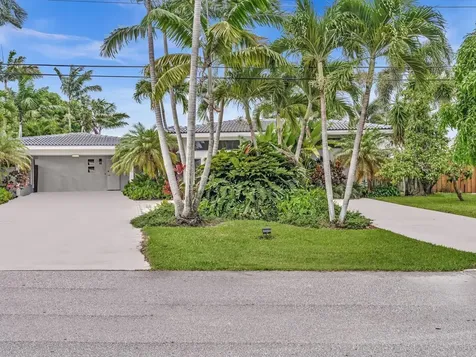 1640 NE 43rd Street Oakland Park FL 33334