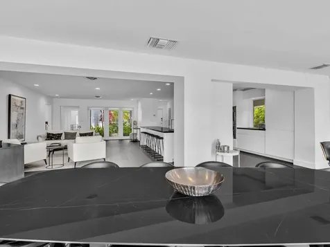 1640 NE 43rd Street Oakland Park FL 33334