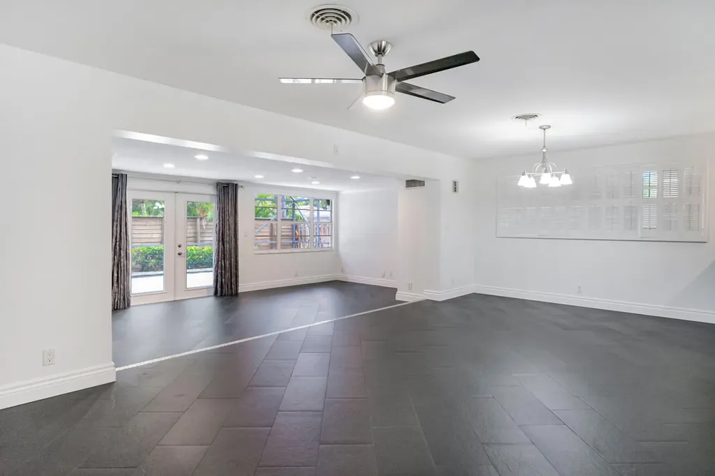 276 SW 7th Avenue Boca Raton FL 33486
